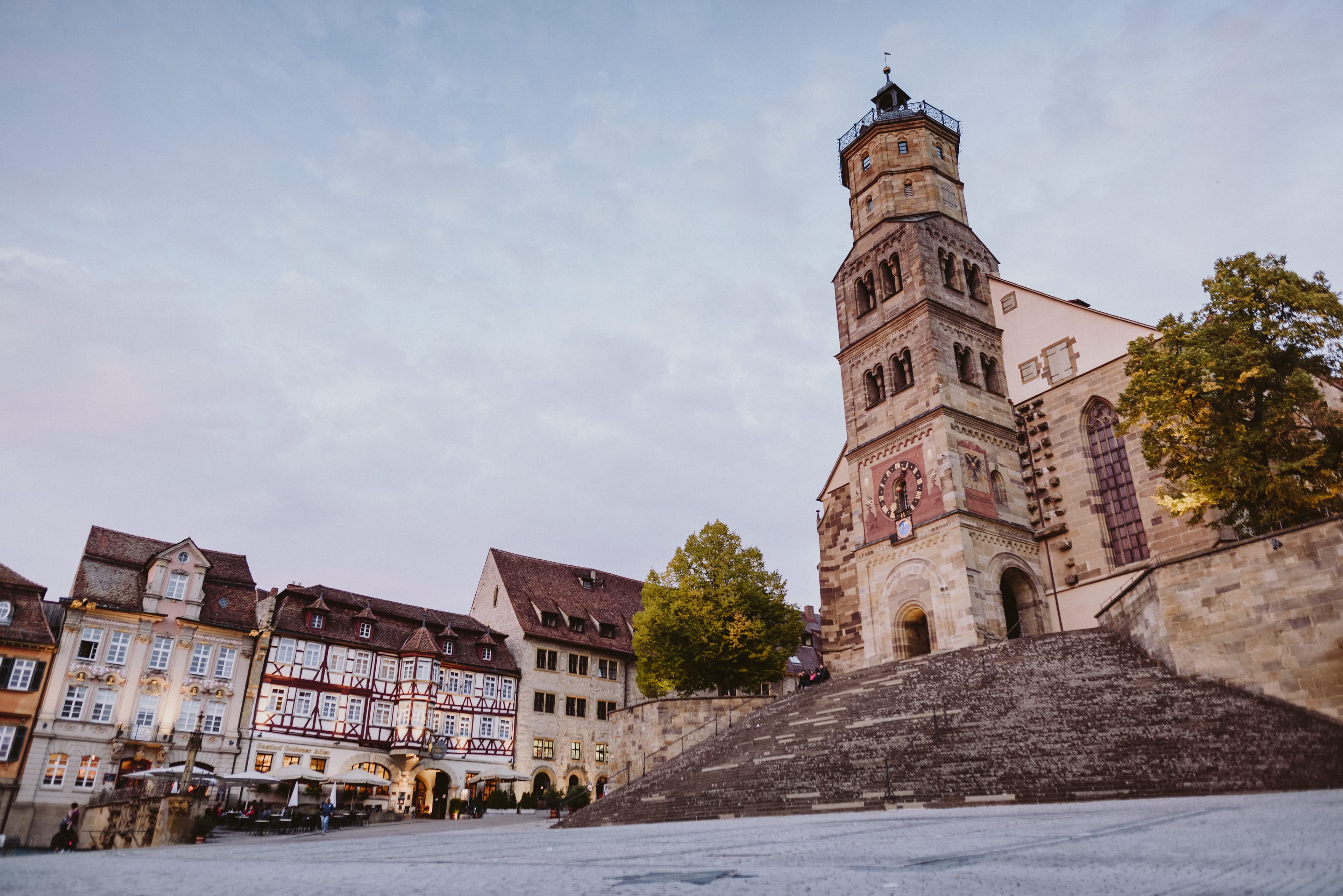 Kirche St. Michael direkt am Schwäbisch Haller Marktplatz