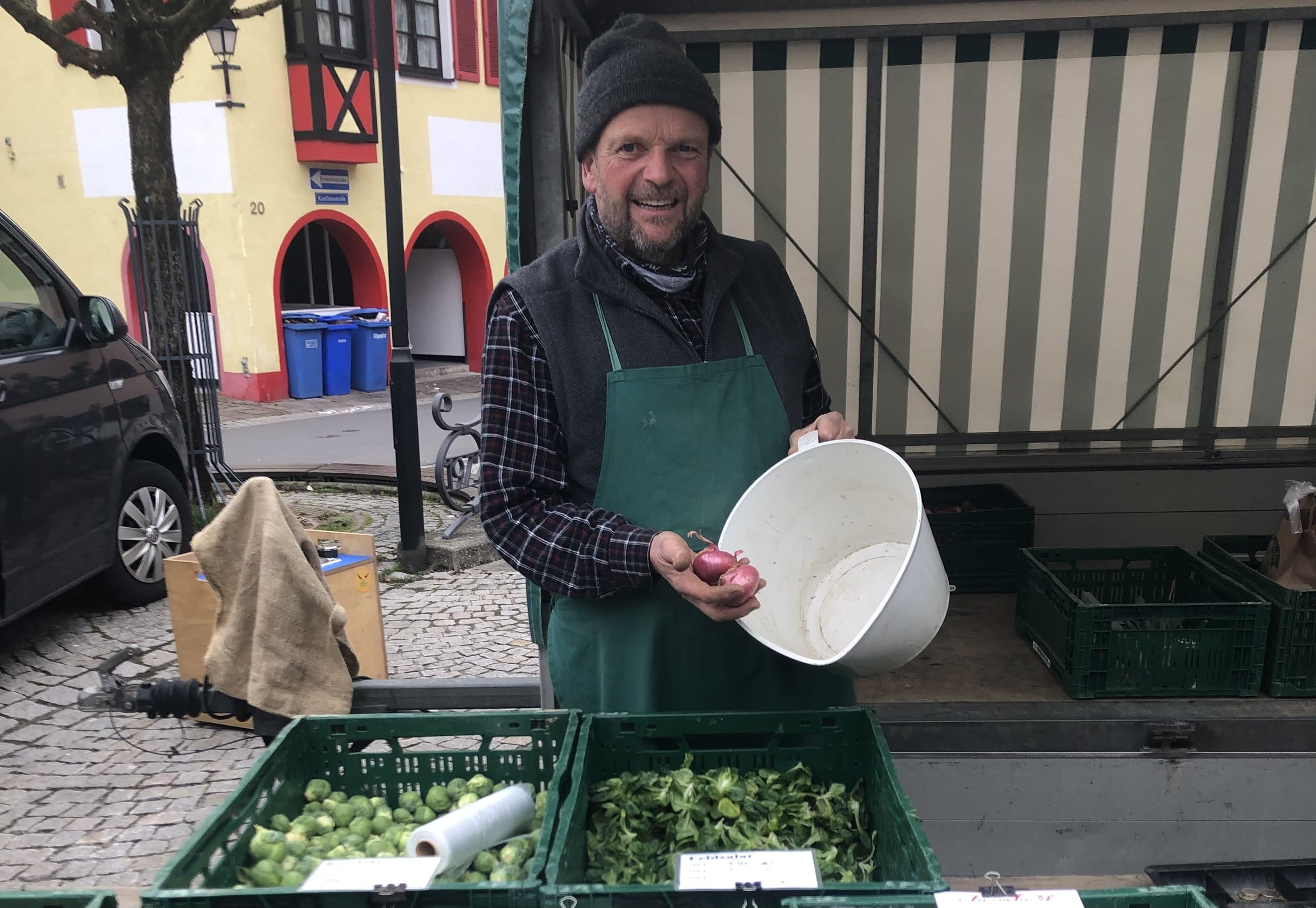 Auf dem Stockacher Wochenmarkt Gemüseverkauf