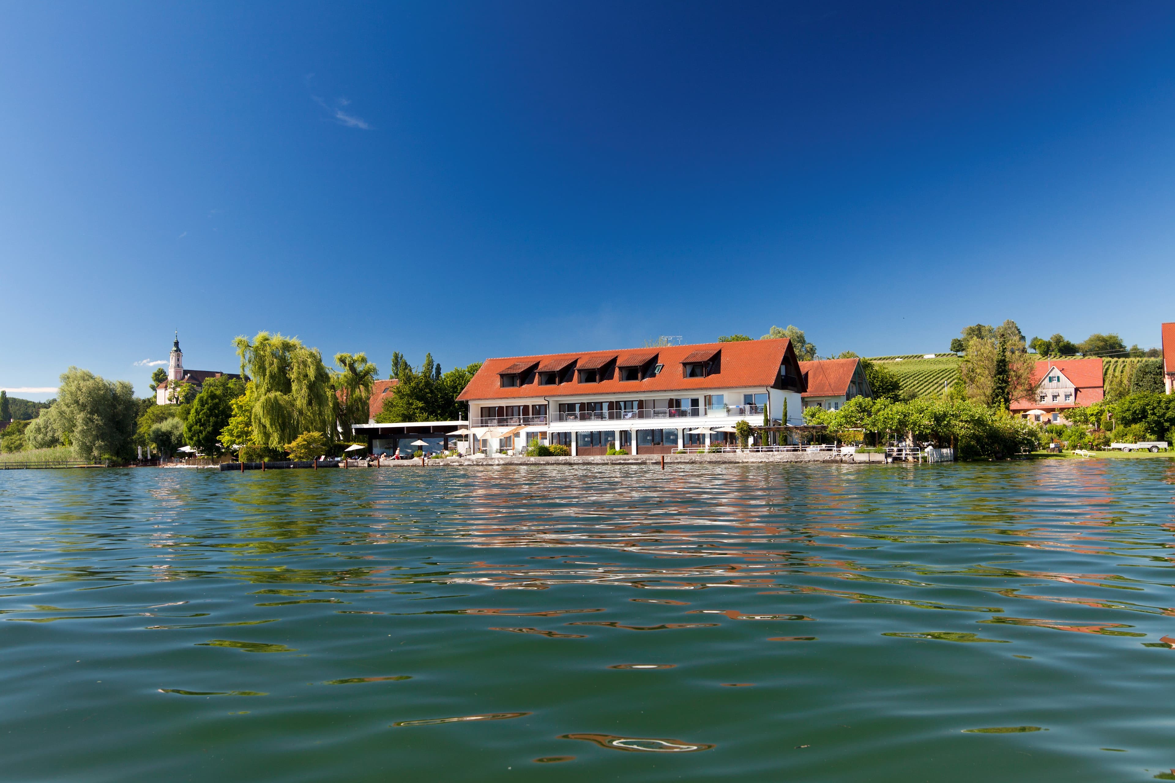 Hotel Restaurant Seehalde vom Wasser aus