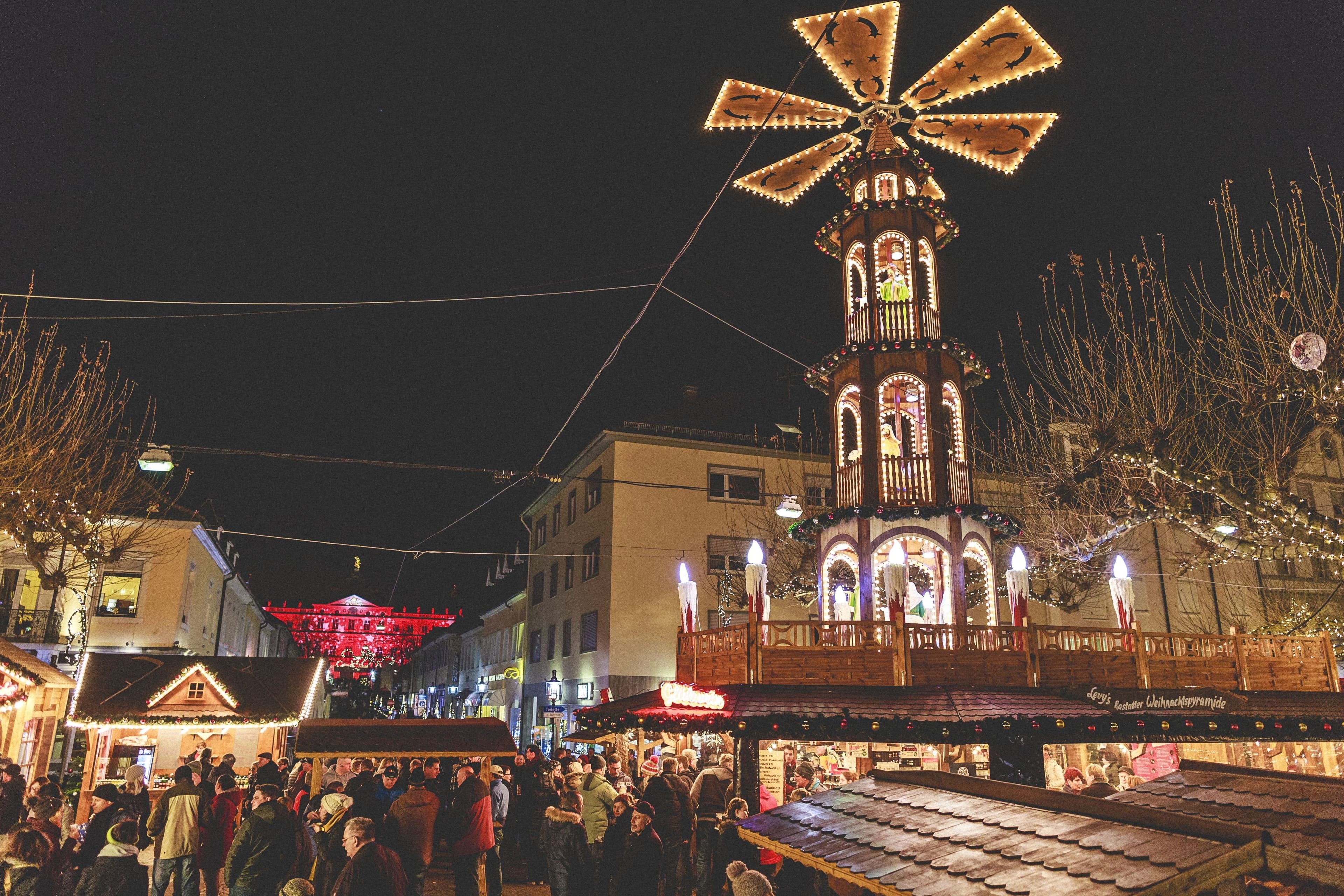 Rastatt Christmas Market with mulled wine pyramid and Residence Palace