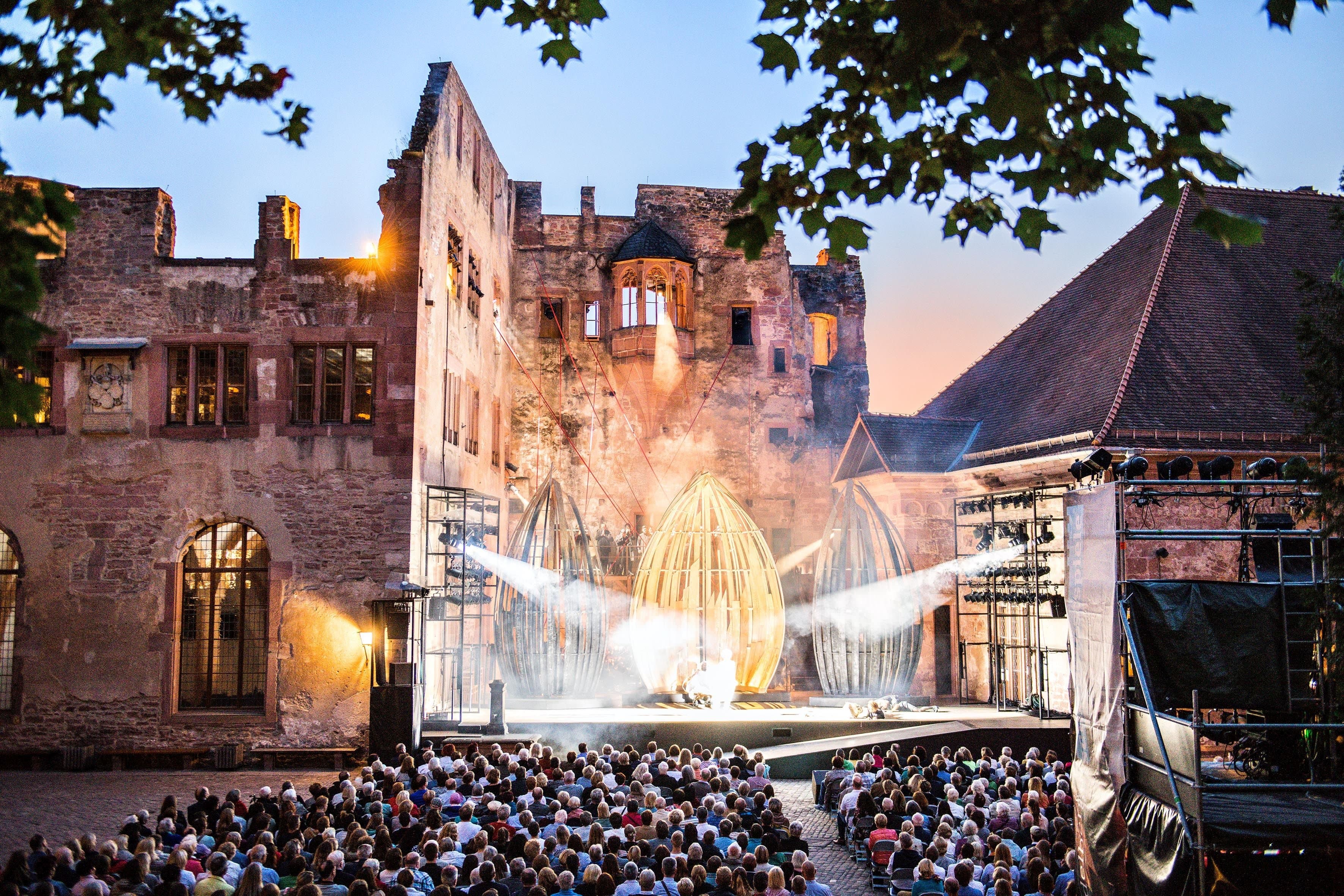 Schlossfestspiele Heidelberg, Bühne