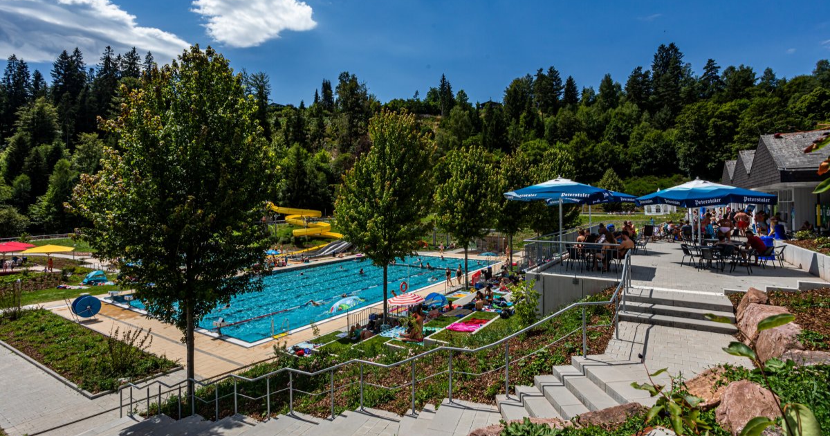 Outdoor Terrace Pool - Schramberg-Tennenbronn